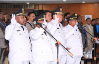 Bupati Tolikara dan Yapen Dilantik